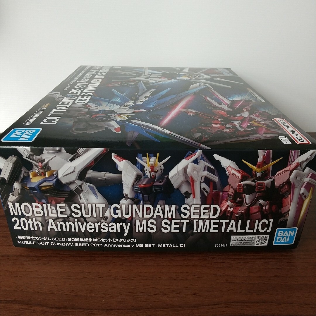 BANDAI(バンダイ)の機動戦士ガンダムSEED 20周年記念 MSセット メタリック エンタメ/ホビーのおもちゃ/ぬいぐるみ(プラモデル)の商品写真