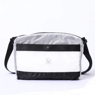 ヘッドポーター(HEADPORTER)のramidus TOKYO LUCENT WAIST BAG 白 ポシェット(ショルダーバッグ)