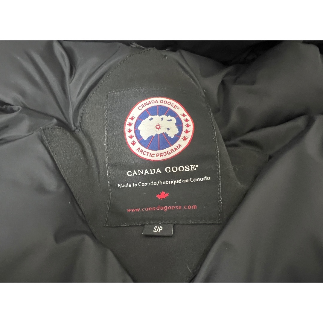 CANADA GOOSE(カナダグース)のCANADA GOOSE カナダグース ダウンジャケット BROOKFIELD PARKA ブルックフィールド パーカー メンズ ブラック サイズ：S フード ファー 2300JM R 美品 メンズのジャケット/アウター(ダウンジャケット)の商品写真