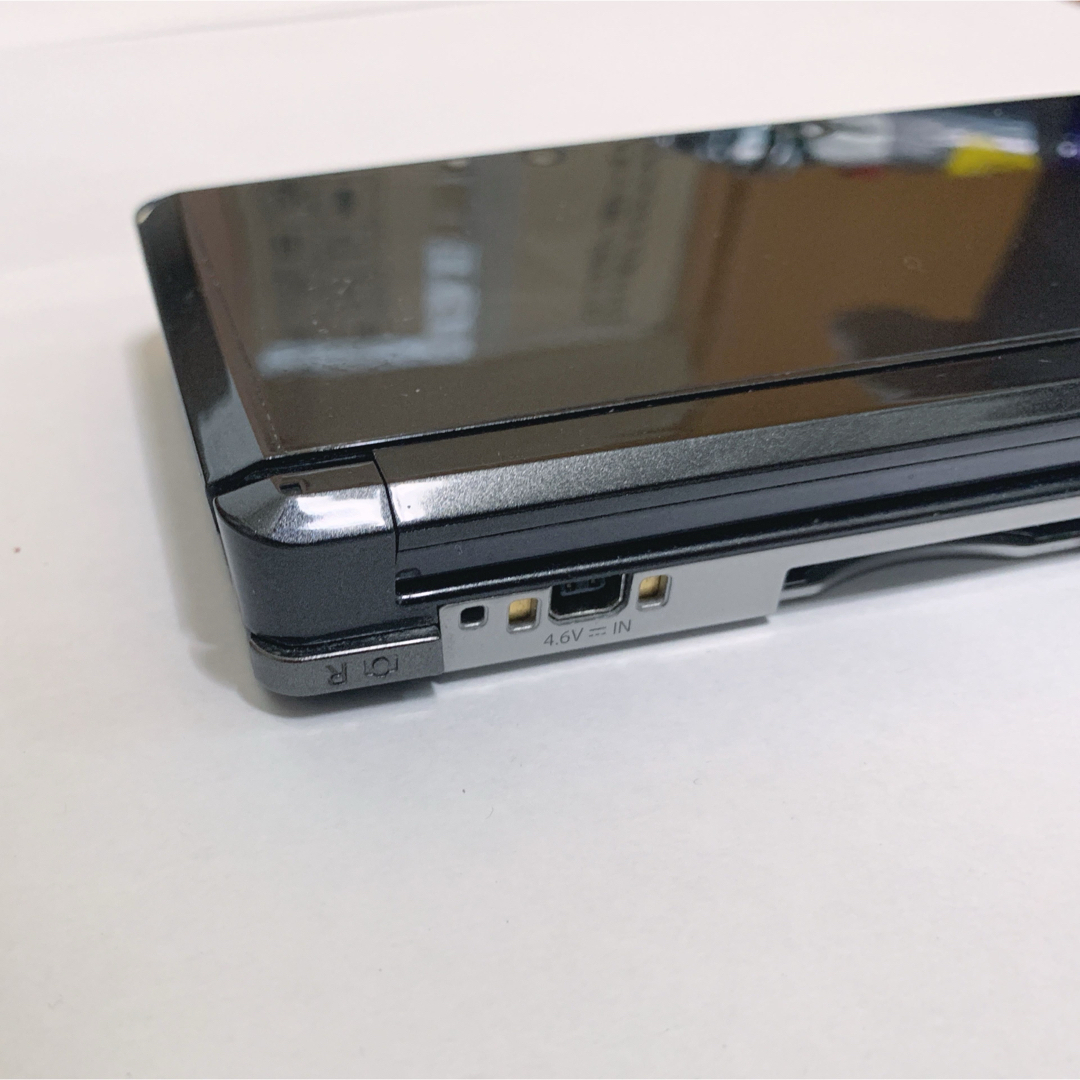 ニンテンドー3DS(ニンテンドー3DS)の正常動作品 Nintendo 3DS ニンテンドー3DS  本体 充電器 ポーチ エンタメ/ホビーのゲームソフト/ゲーム機本体(携帯用ゲーム機本体)の商品写真