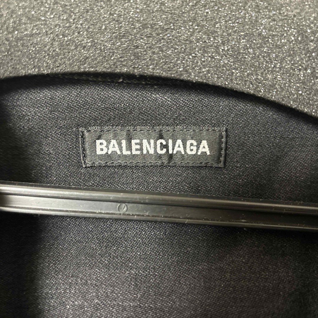 Balenciaga(バレンシアガ)のバレンシアガ　デニムジャケット　バックロゴ　シャツ メンズのジャケット/アウター(Gジャン/デニムジャケット)の商品写真