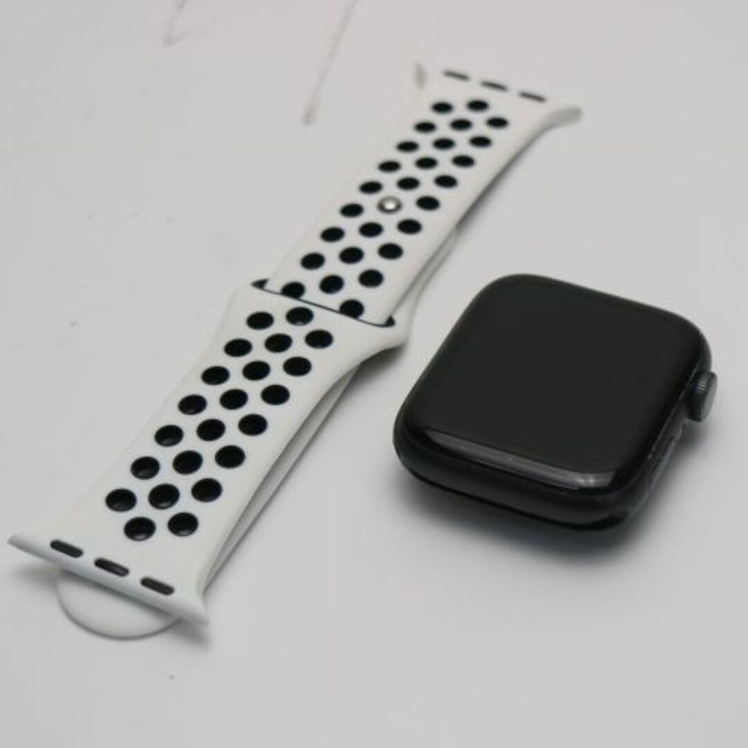 Apple(アップル)のApple Watch Series6 44mm  ブラック M111 スマホ/家電/カメラのスマホ/家電/カメラ その他(その他)の商品写真