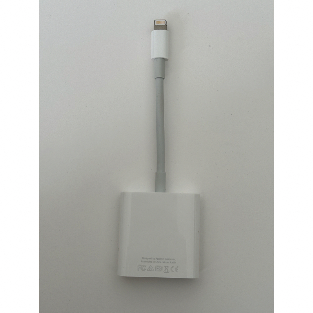 Apple(アップル)のApple Japan(同) Lightning-USB 3カメラアダプタ スマホ/家電/カメラのスマホアクセサリー(その他)の商品写真