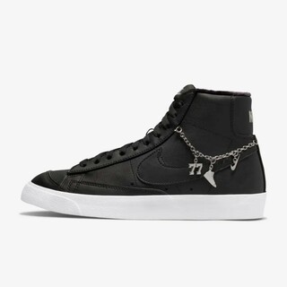 ナイキ(NIKE)の【美品】NIKE WMNS BLAZER BLACK PENDANTS 箱付き(スニーカー)