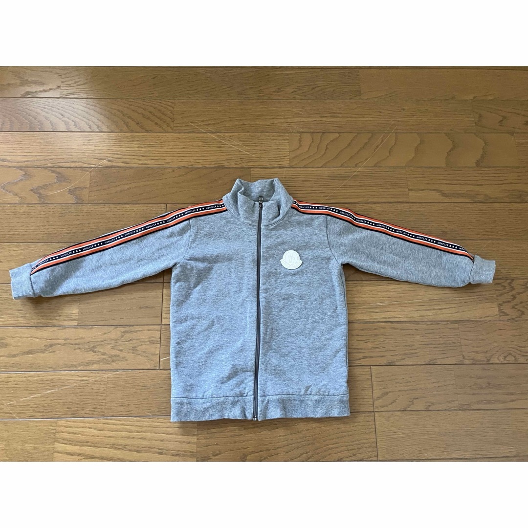 MONCLER(モンクレール)のMONCLER モンクレール フードなしパーカー3A キッズ/ベビー/マタニティのキッズ服男の子用(90cm~)(ジャケット/上着)の商品写真