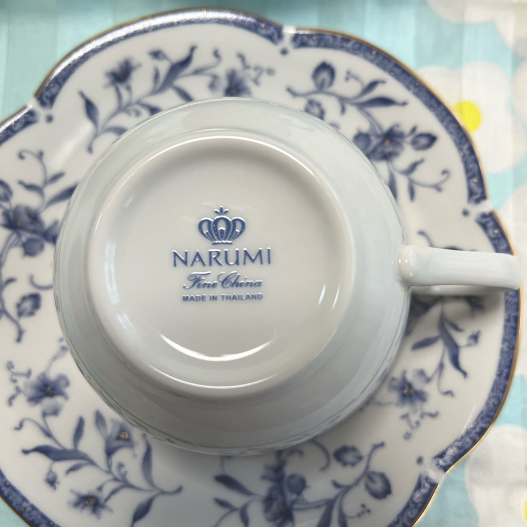 ナルミNARUMI コーヒーカップ ソーサー 5客 インテリア/住まい/日用品のキッチン/食器(食器)の商品写真