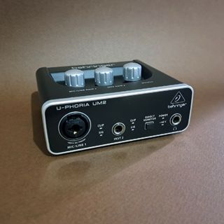 【中古】BEHRINGER UM2 USBオーディオインターフェイス(オーディオインターフェイス)