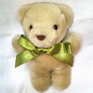 ハロッズ(Harrods)の緑リボンのクマのぬいぐるみ　Harrods ハロッズ(ぬいぐるみ)