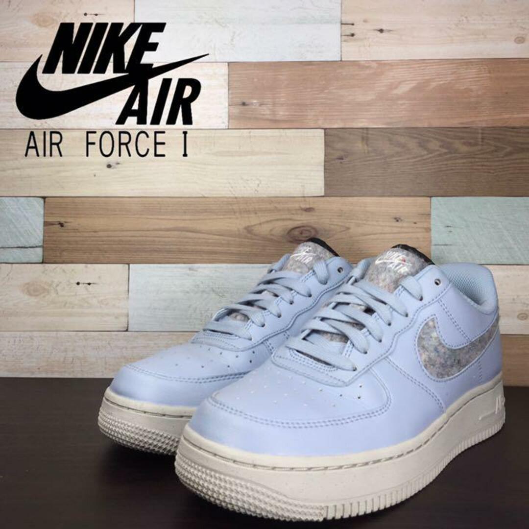 NIKE AIR FORCE 1 SE 24cm