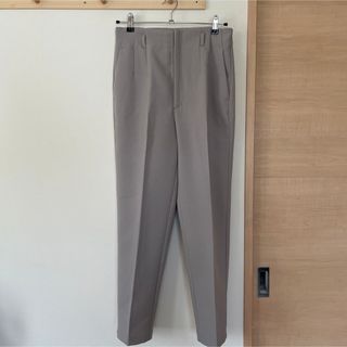 ジーユー(GU)のGU テーパードパンツ　XL(カジュアルパンツ)