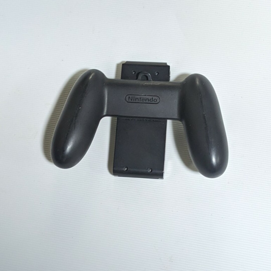 Nintendo Switch(ニンテンドースイッチ)のニンテンドーSwitch 純正 Joy-Con ジョイコングリップ エンタメ/ホビーのゲームソフト/ゲーム機本体(家庭用ゲーム機本体)の商品写真