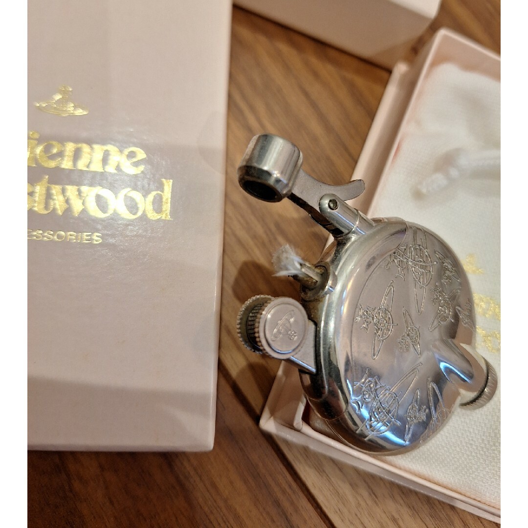 Vivienne Westwood(ヴィヴィアンウエストウッド)のvivienne westwood ライター メンズのファッション小物(タバコグッズ)の商品写真