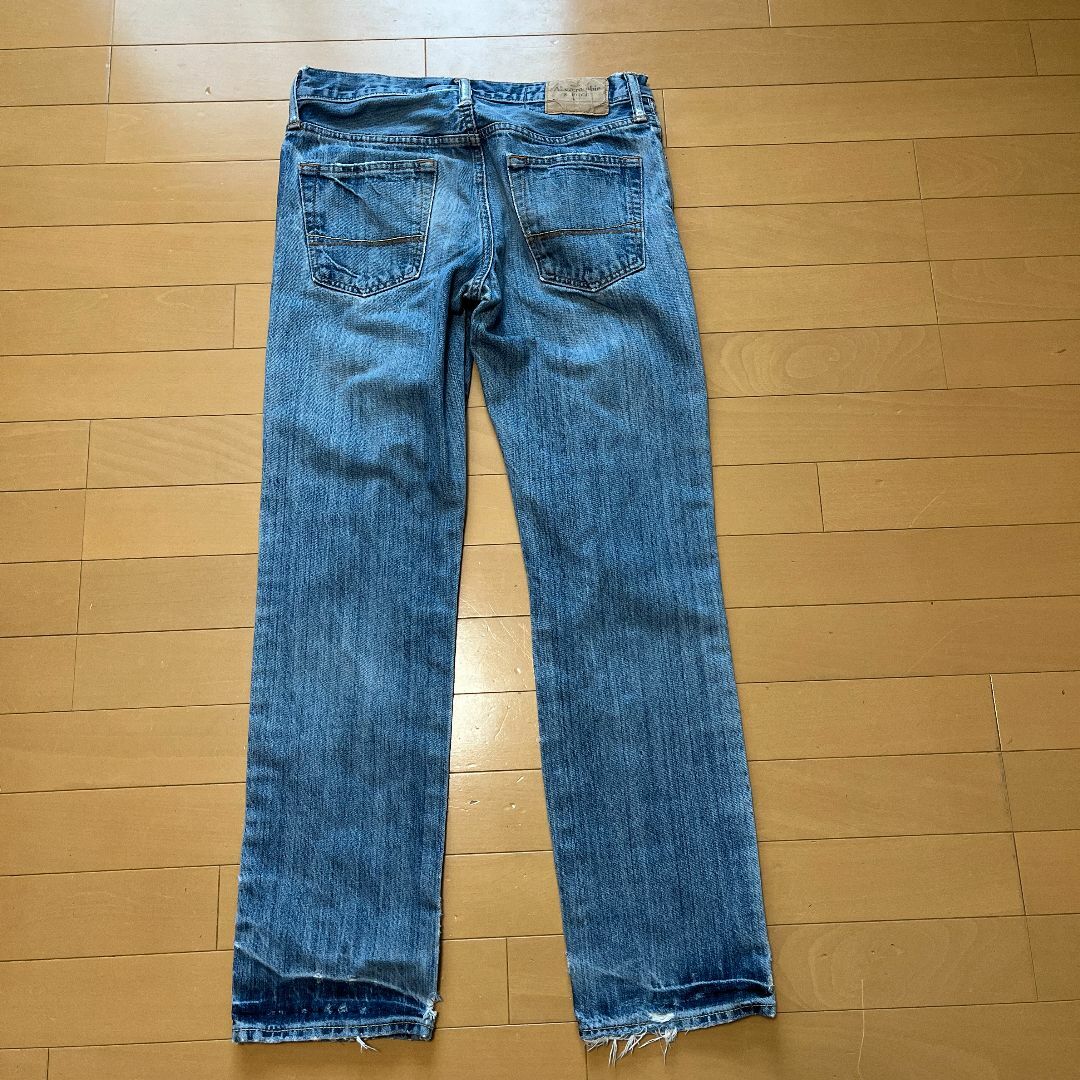 Abercrombie&Fitch(アバクロンビーアンドフィッチ)のAbercrombie&Fitch (w30L30) ダメージデニム ジーンズ メンズのパンツ(デニム/ジーンズ)の商品写真