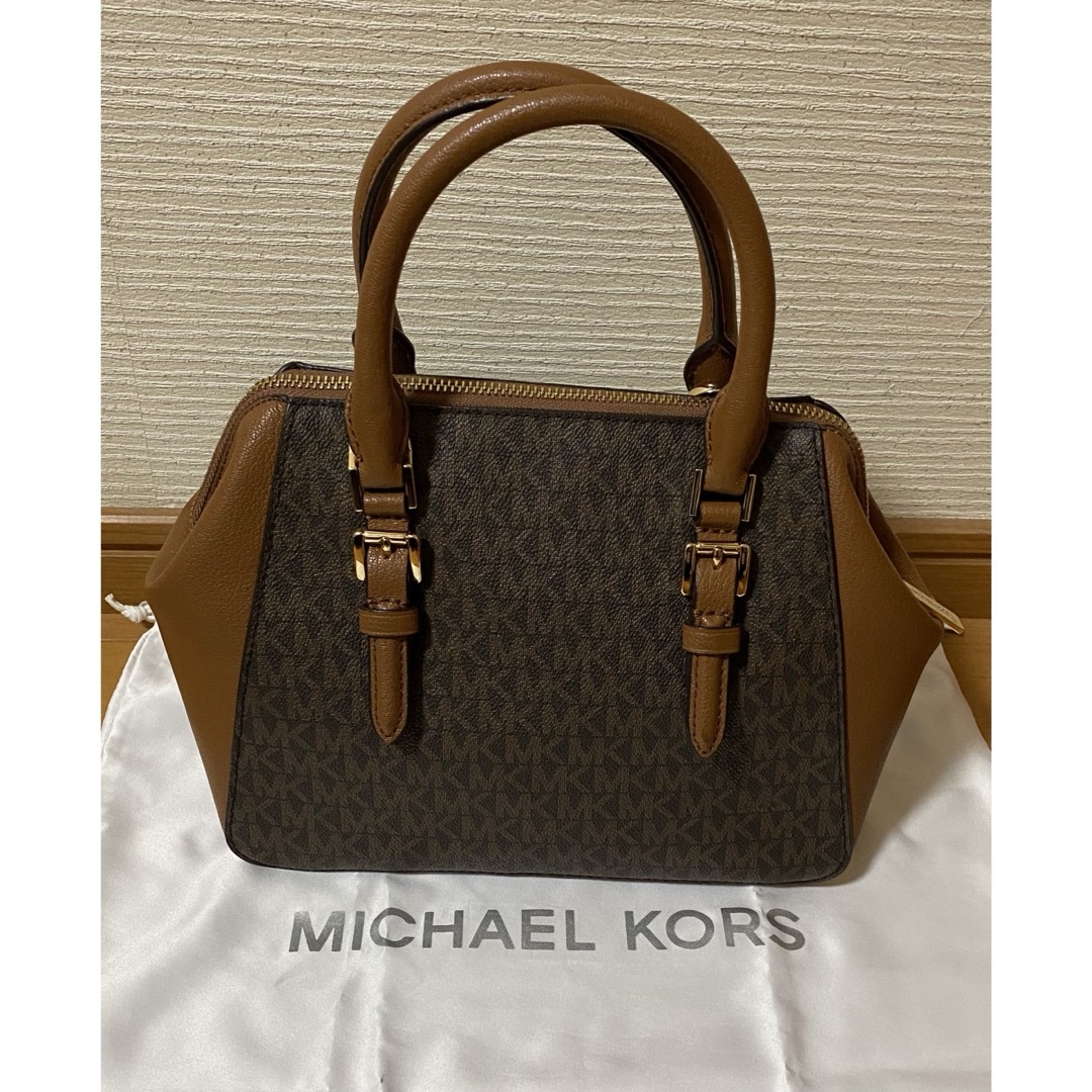 Michael Kors(マイケルコース)のお値下げ！美品　MICHAEL KORS マイケルコース　2way バッグ レディースのバッグ(ショルダーバッグ)の商品写真