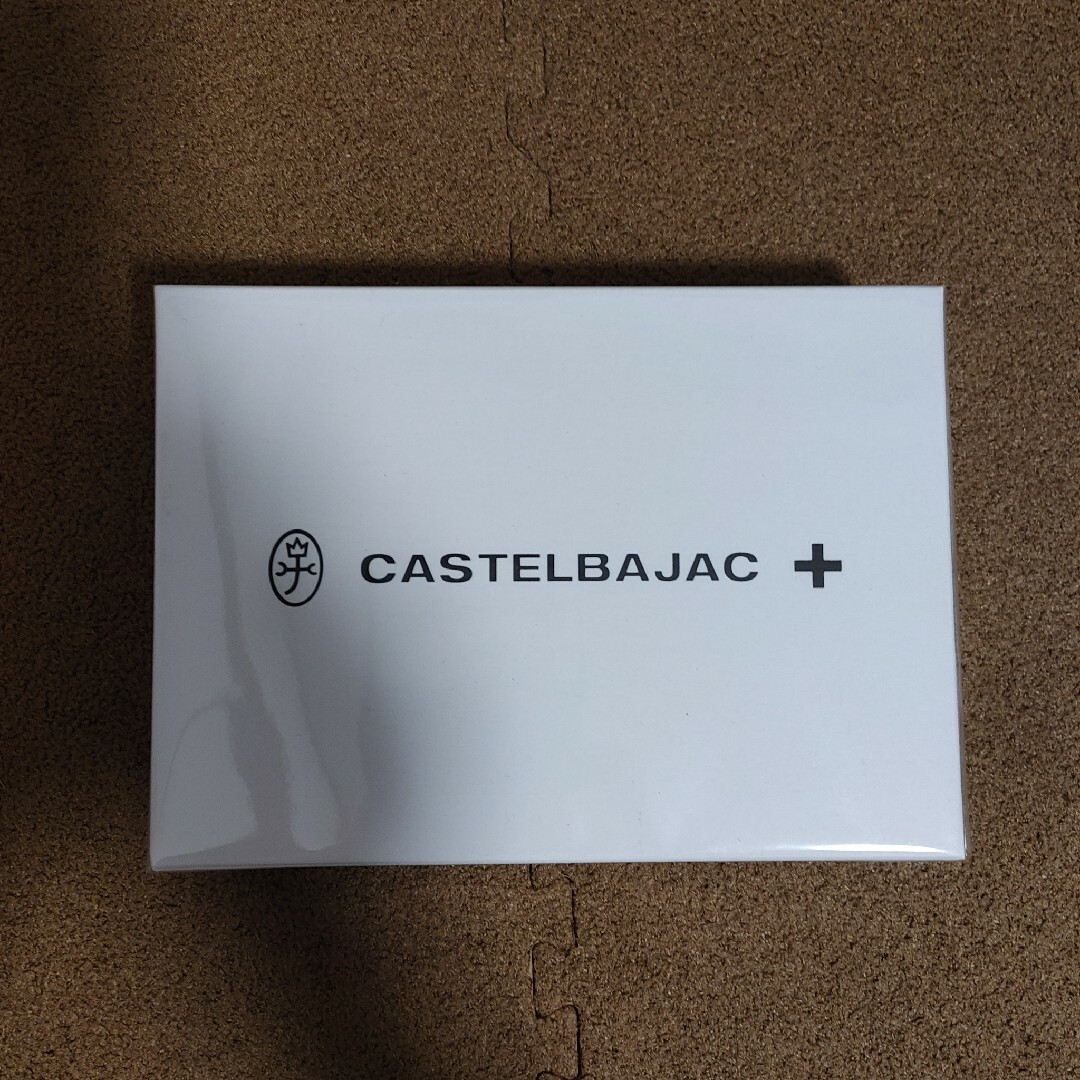 CASTELBAJAC(カステルバジャック)のカステルバジャック ハローキティ 二つ折り財布 　ブラック　新品 メンズのファッション小物(折り財布)の商品写真