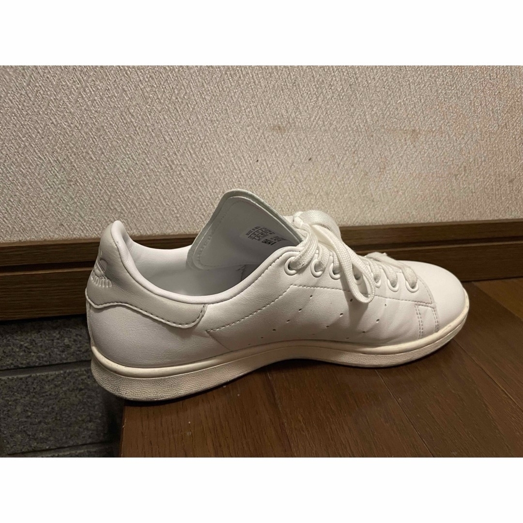 adidas(アディダス)のスタンスミス　 グレー　25.0cm レディースの靴/シューズ(スニーカー)の商品写真