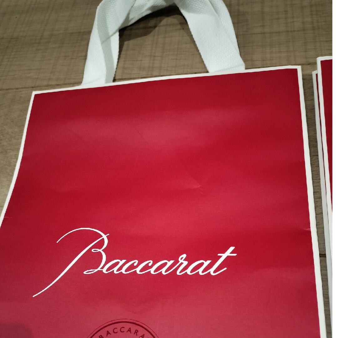 Baccarat(バカラ)の新品　未使用　バカラ専用紙袋 レディースのバッグ(ショップ袋)の商品写真