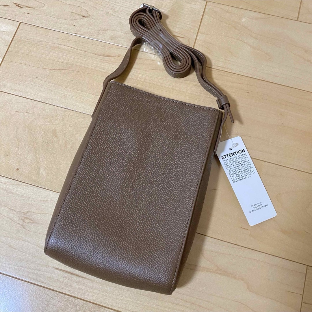 GU(ジーユー)の◼︎新品◼︎GU◼︎リアルレザーミニショルダーバッグ 茶 ブラウン レディースのバッグ(ショルダーバッグ)の商品写真