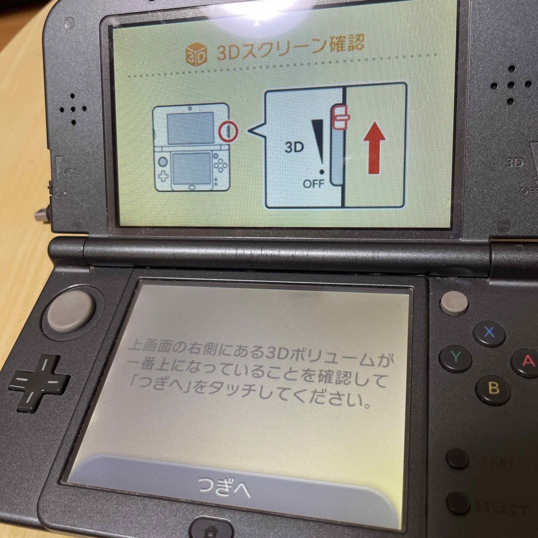 任天堂(ニンテンドウ)の任天堂 ニンテンドー new3DSLL メタリックブラック 中古 　 エンタメ/ホビーのゲームソフト/ゲーム機本体(携帯用ゲーム機本体)の商品写真