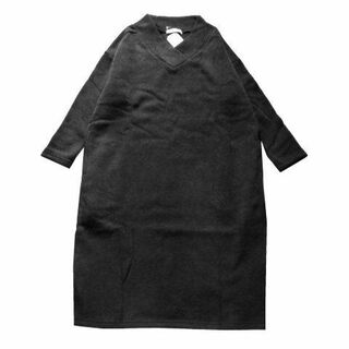 ショコラフィネローブ(chocol raffine robe)の新品 定価4389円 chocol raffine robe 太Vネックカット (ひざ丈ワンピース)
