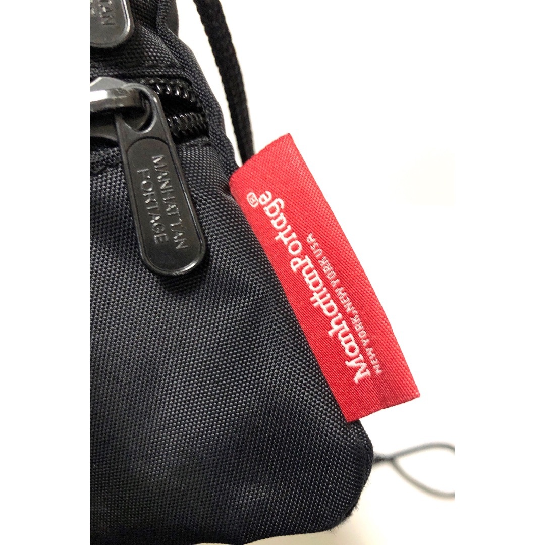 Manhattan Portage(マンハッタンポーテージ)のマンハッタンポーテージ サコッシュ ブラック 2402241 ショルダーバッグ レディースのバッグ(ショルダーバッグ)の商品写真