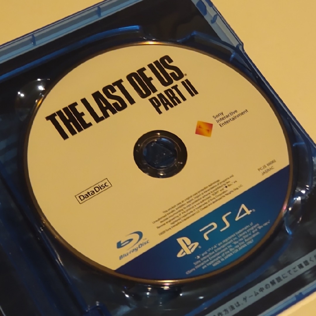 PlayStation4(プレイステーション4)のPS4/THE LAST OF US PARTII/中古 エンタメ/ホビーのゲームソフト/ゲーム機本体(家庭用ゲームソフト)の商品写真