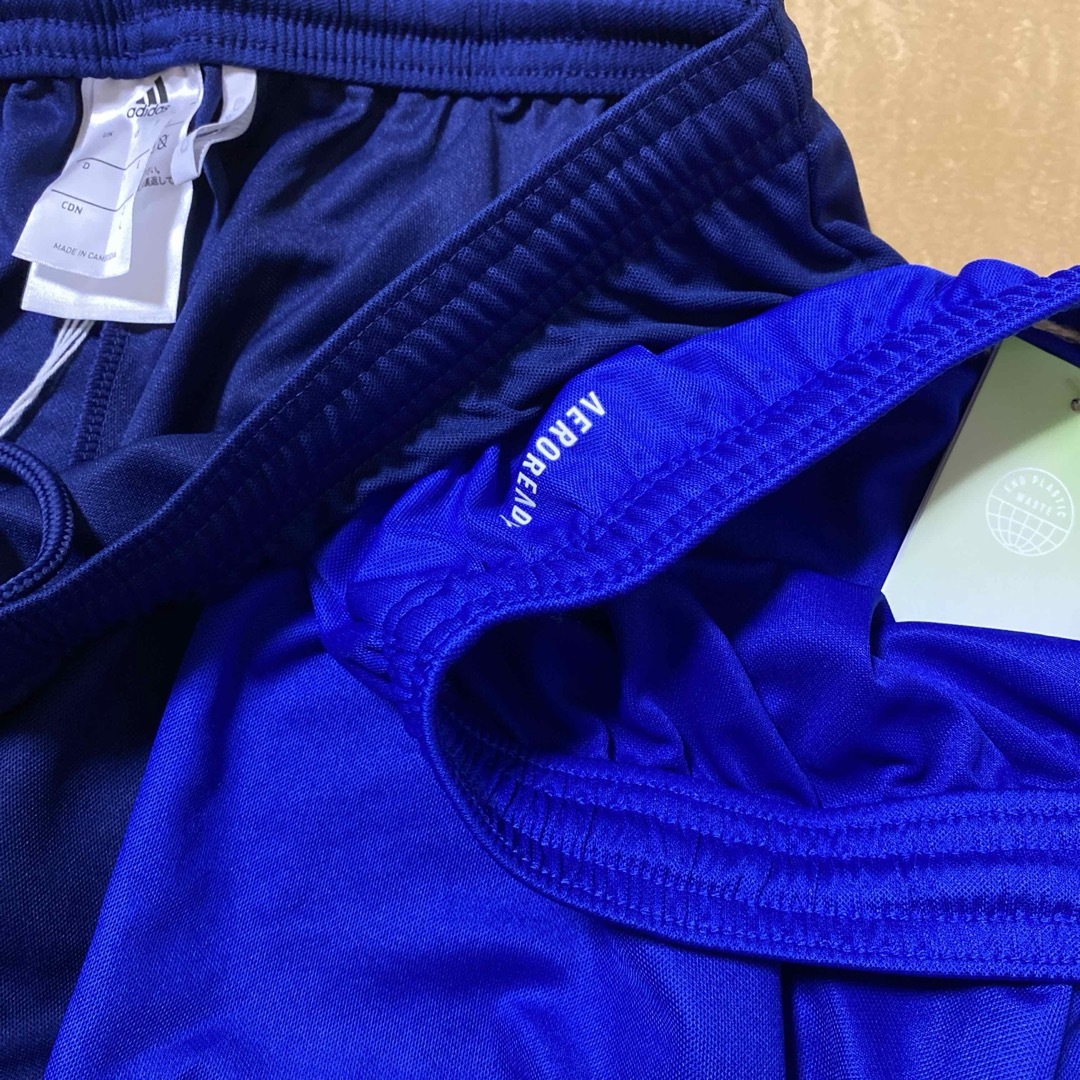 adidas(アディダス)の新品　アディダス　ハーフパンツ　ゲームパンツ　Ｌ　メンズ　ブルー　ネイビー　２点 スポーツ/アウトドアのサッカー/フットサル(ウェア)の商品写真