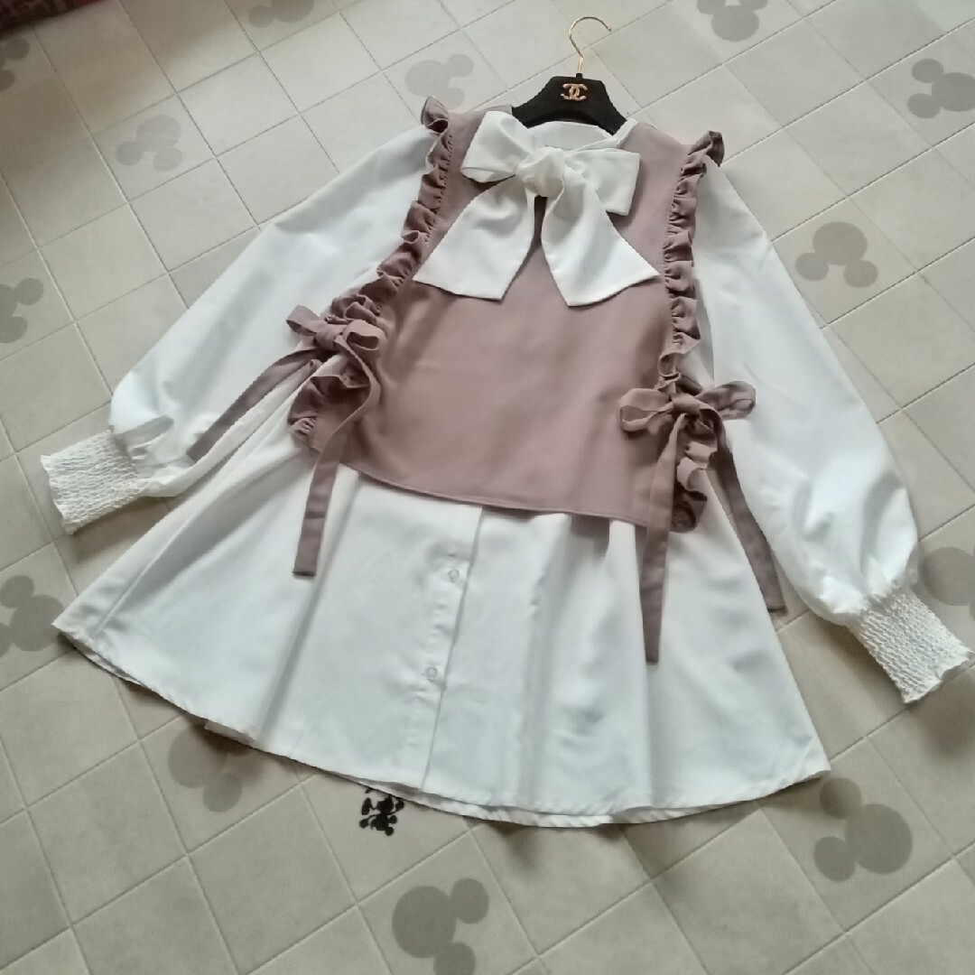 evelyn(エブリン)のアンミール♡ビック♡ボウタイリボン♡ブラウス レディースのトップス(シャツ/ブラウス(長袖/七分))の商品写真