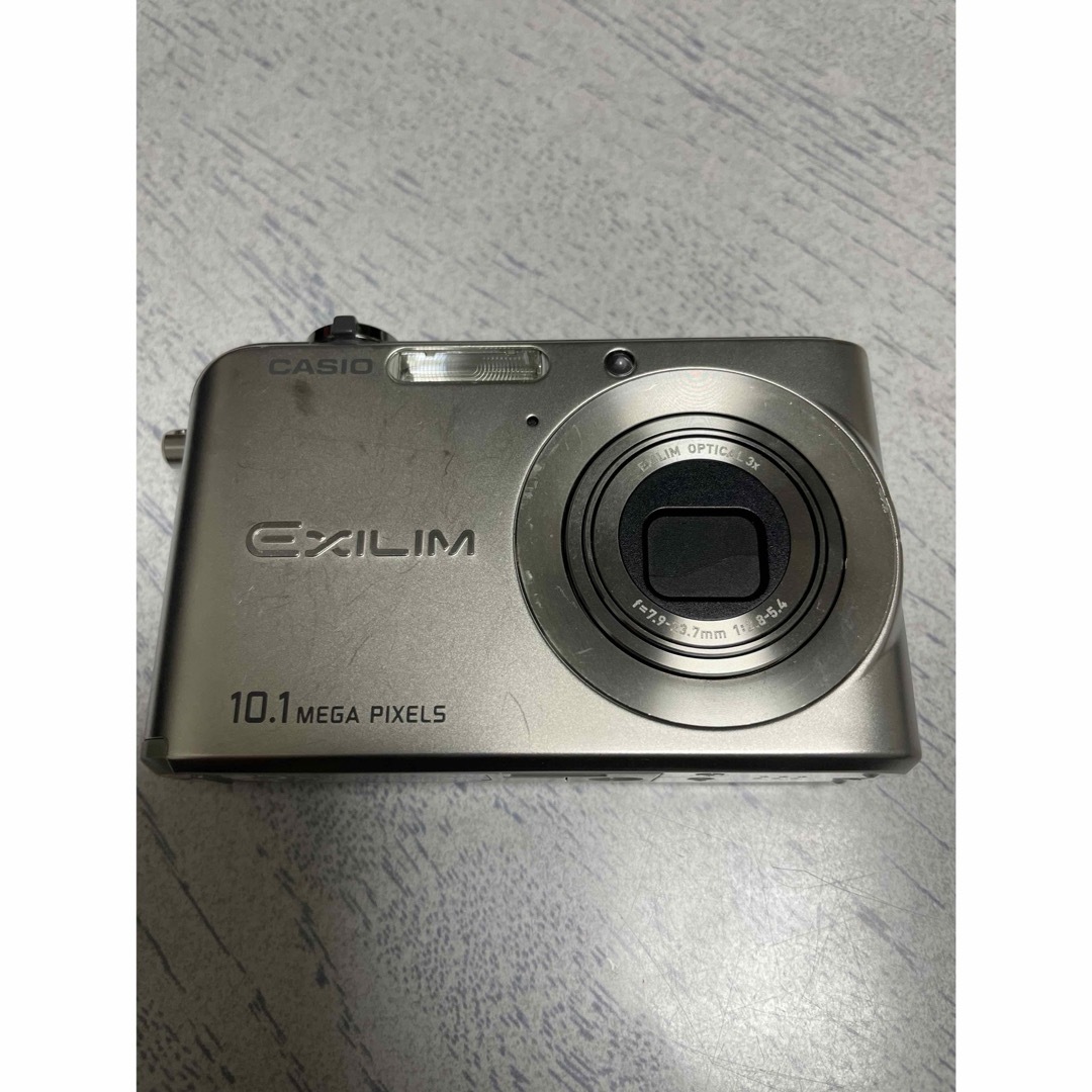 CASIO(カシオ)のCASIO EXILIM ZOOM EX-Z1000 デジカメ　ジャンク品 スマホ/家電/カメラのカメラ(コンパクトデジタルカメラ)の商品写真