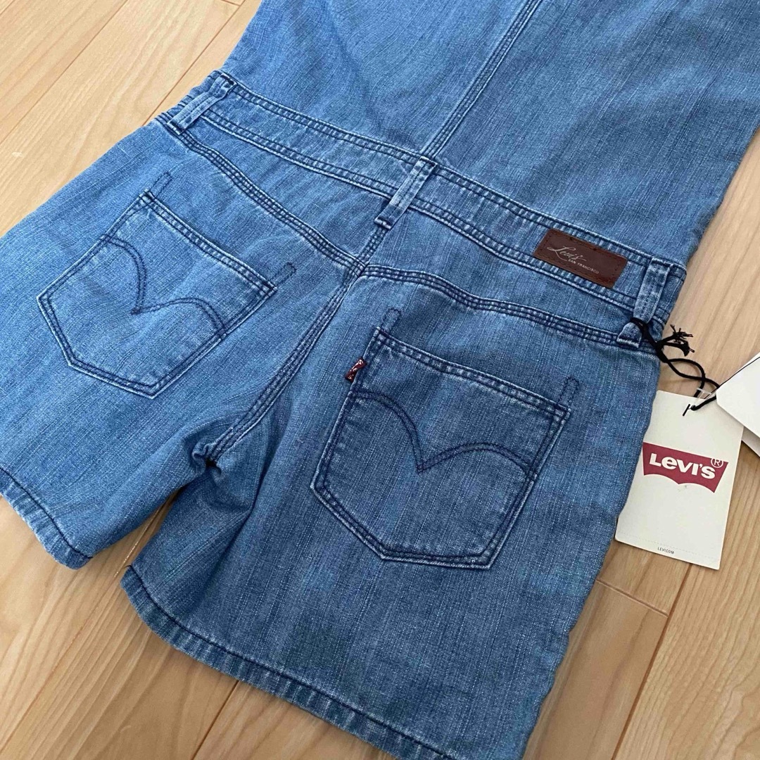 Levi's(リーバイス)の新品　リーバイス　デニム　つなぎ　オールインワン　S レディースのパンツ(オールインワン)の商品写真