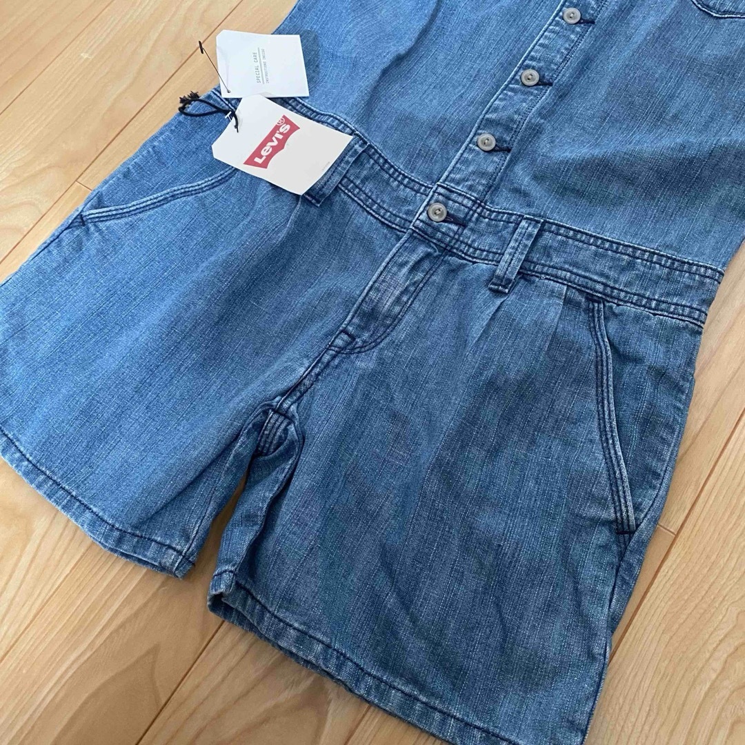 Levi's(リーバイス)の新品　リーバイス　デニム　つなぎ　オールインワン　S レディースのパンツ(オールインワン)の商品写真