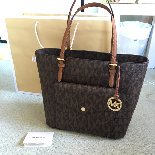 Michael Kors(マイケルコース)の新品 マイケルコース ショルダーバック レディースのバッグ(ショルダーバッグ)の商品写真