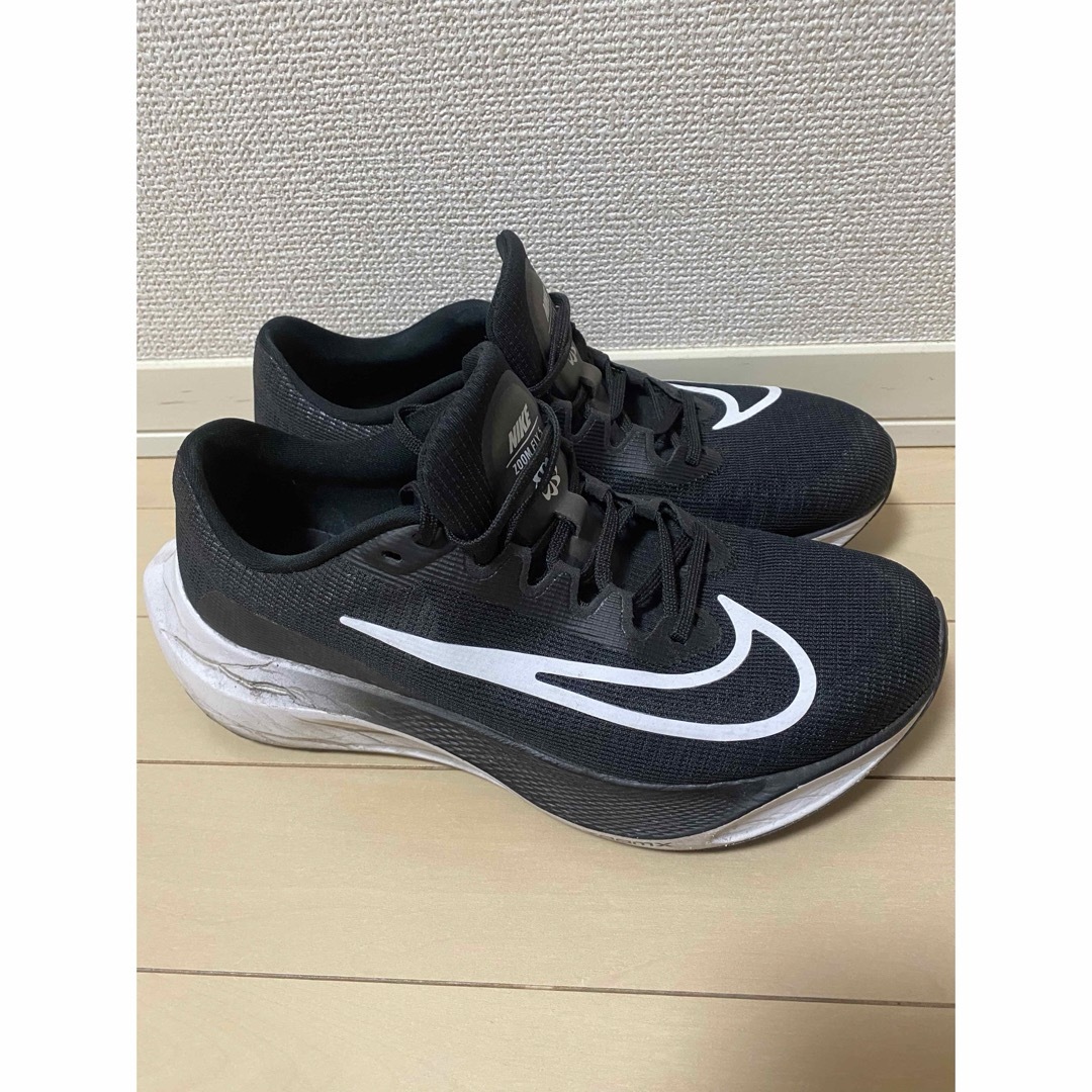 NIKE(ナイキ)の【NIKE】ZOOM FLY 5  “BLACK WHITE” (27cm) スポーツ/アウトドアのランニング(シューズ)の商品写真