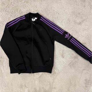 アディダス(adidas)の週末限定値下‼️adidas☆ジャージ☆パープルライン☆(パーカー)