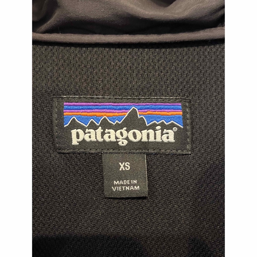 patagonia(パタゴニア)のPatagonia デズロンジャケット XS 黒 メンズのジャケット/アウター(マウンテンパーカー)の商品写真