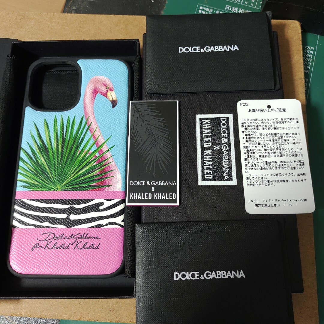 DOLCE&GABBANA(ドルチェアンドガッバーナ)の新品 DOLCE&GABBANA 本革スマホケース　イタリア製　お洒落 ハンドメイドのスマホケース/アクセサリー(スマホケース)の商品写真