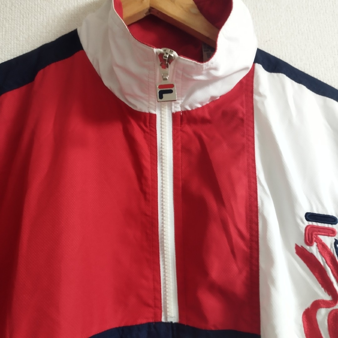 FILA(フィラ)のFILA フィラ ハーフジップ 刺繍ロゴ マルチカラー USA ナイロン メンズのジャケット/アウター(ナイロンジャケット)の商品写真