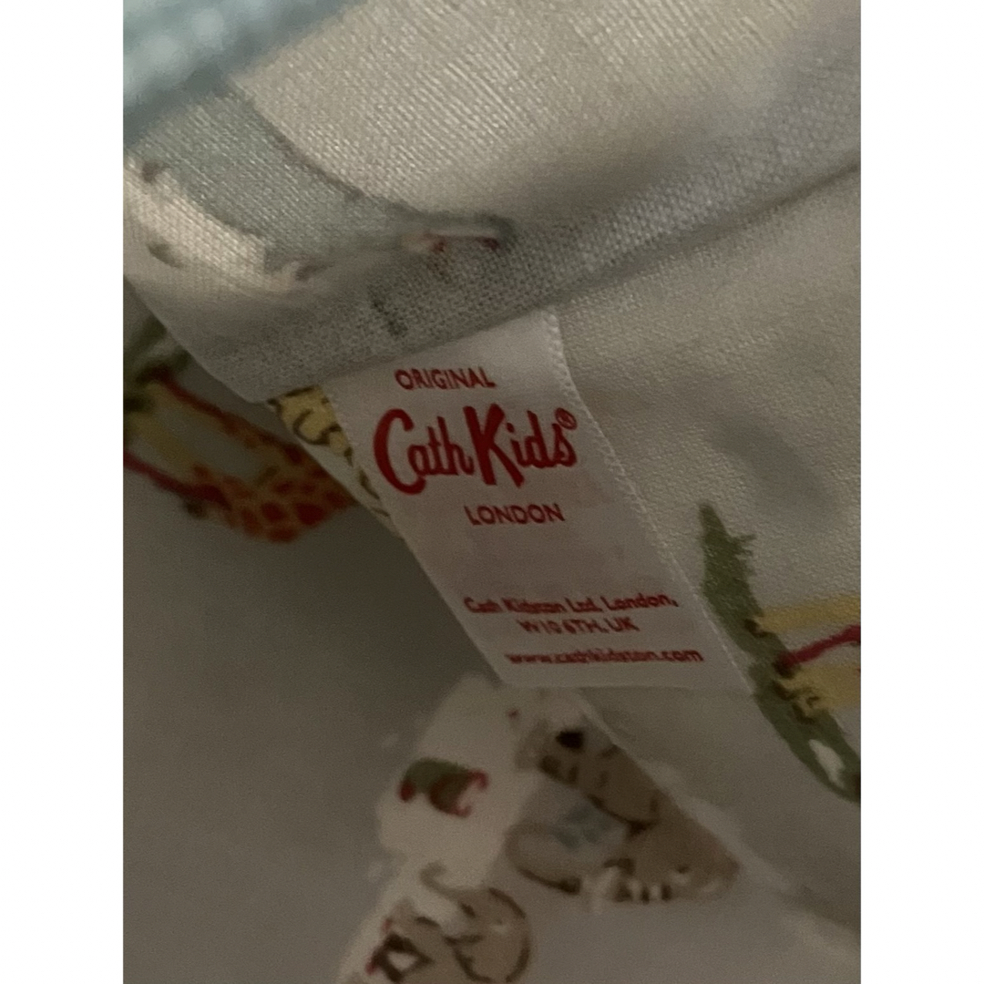 Cath Kidston(キャスキッドソン)のキャスキッドソン　おむつ替えマット・ポーチ キッズ/ベビー/マタニティのおむつ/トイレ用品(おむつ替えマット)の商品写真