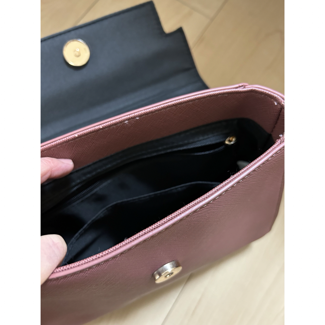 フォーマル 美品 ワンハンドルバッグ バックル付き  ショルダー レディースのバッグ(ハンドバッグ)の商品写真
