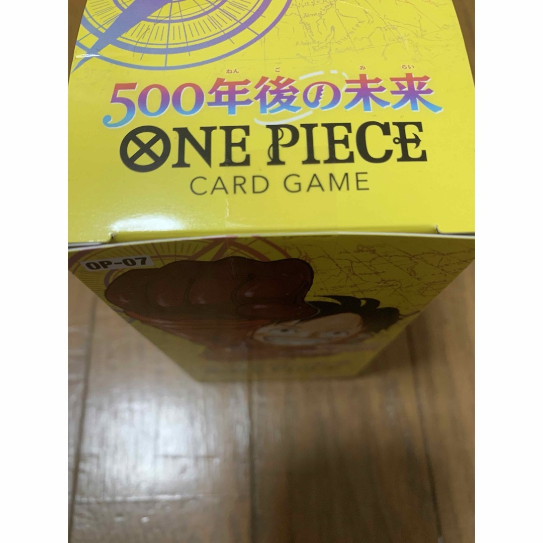 ONE PIECE(ワンピース)のワンピースカードゲーム 500年後の未来 新品未開封テープ付き1BOX エンタメ/ホビーのトレーディングカード(Box/デッキ/パック)の商品写真