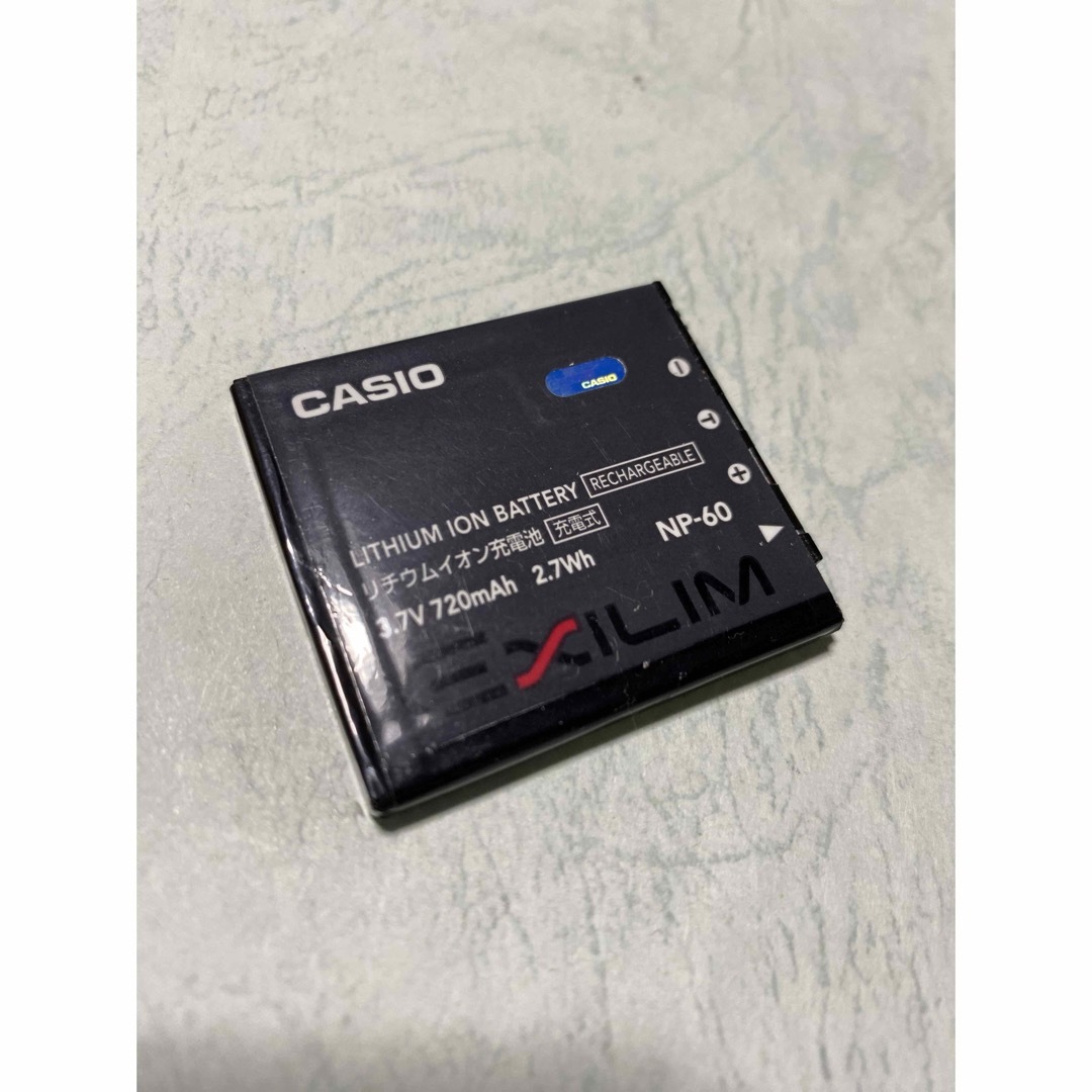 CASIO(カシオ)の送料無料★カシオ純正 NP-60★電池パック　バッテリー★CASIO スマホ/家電/カメラのカメラ(コンパクトデジタルカメラ)の商品写真