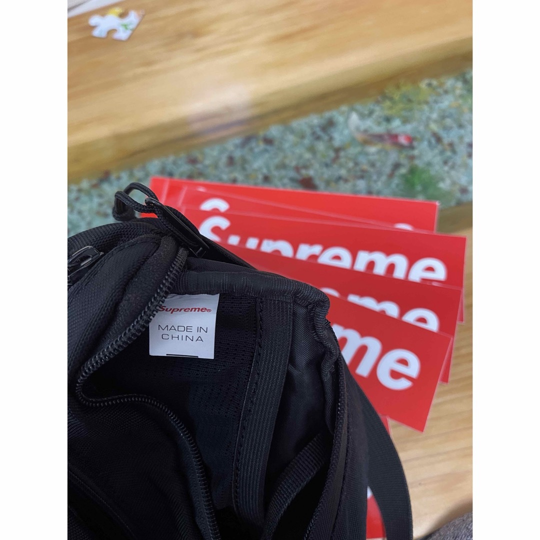 Supreme(シュプリーム)の正規品 supreme ウエストバック 18ss 大人気 メンズのバッグ(ボディーバッグ)の商品写真