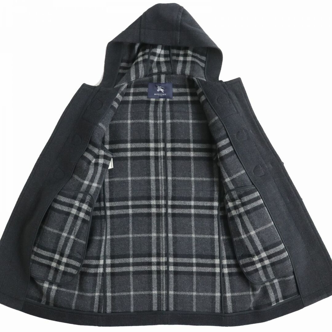 BURBERRY(バーバリー)の美品△正規品 バーバリーロンドン 裏地チェック柄 トグルボタン・ロゴボタン・フード付き ウールダッフルコート メンズ チャコールグレー M メンズのジャケット/アウター(ダッフルコート)の商品写真