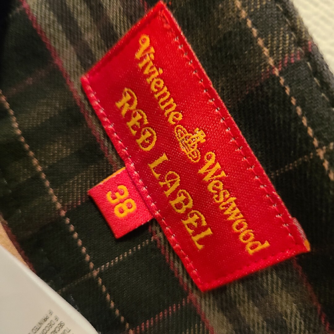 Vivienne Westwood(ヴィヴィアンウエストウッド)の【ヴィヴィアン】インポートチェックスカート レディースのスカート(ミニスカート)の商品写真