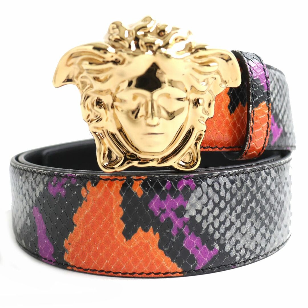 VERSACE(ヴェルサーチ)の極美品△VERSACE ヴェルサーチ DCU4140 1A06888 メデューサゴールドバックル パイソン型押  レザーベルト 105/42 ブラック×グレー×マルチ メンズのファッション小物(ベルト)の商品写真