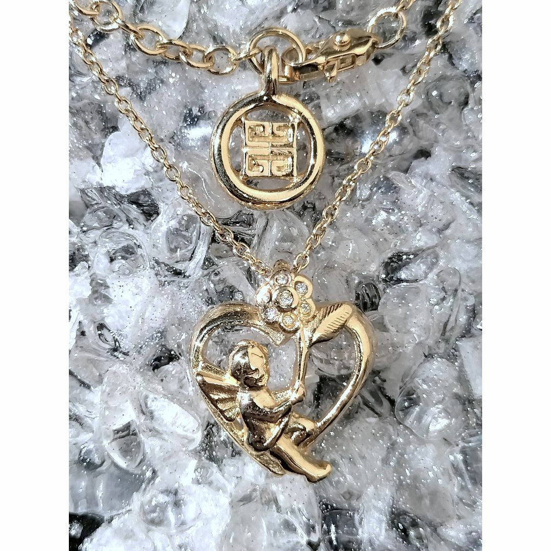 GIVENCHY(ジバンシィ)の※売約済※未使用 GIVENCHY エンジェル ネックレス レディースのアクセサリー(ネックレス)の商品写真