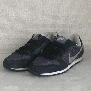 ナイキ(NIKE)のナイキ　NIKE スニーカー　ブラック　レディース　24cm(スニーカー)