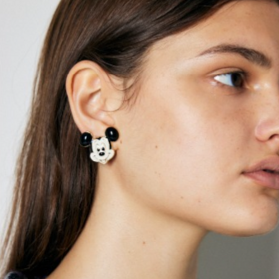 moussy ミッキーマウス ピアス 新品未使用】Disney MOUSSY ミッキーピアス - メルカリ