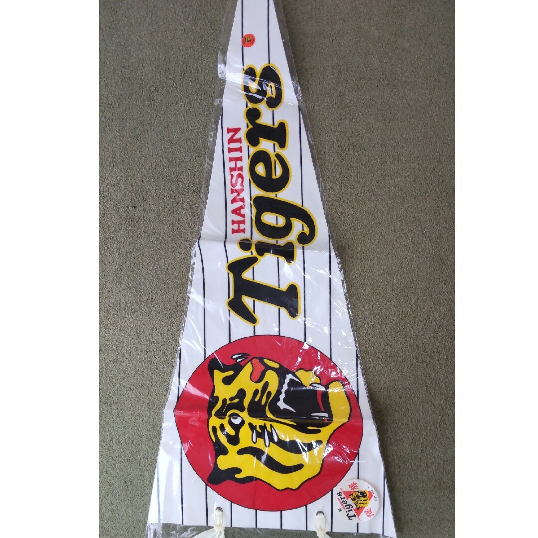 阪神バスタオル、ペナント スポーツ/アウトドアの野球(記念品/関連グッズ)の商品写真