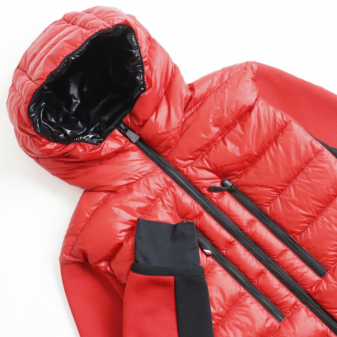 MONCLER(モンクレール)の極美品●2021年製 モンクレール グルノーブル ロゴパッチ/ロゴワッペン付き WZIP フーデッド ダウンジャケット/ブルゾン レッド系 L 正規品 メンズのジャケット/アウター(ダウンジャケット)の商品写真